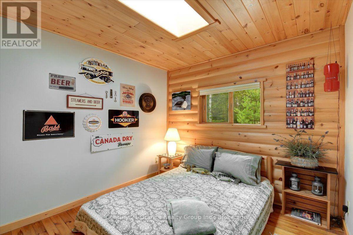 819 TAMARACK ROAD - 22