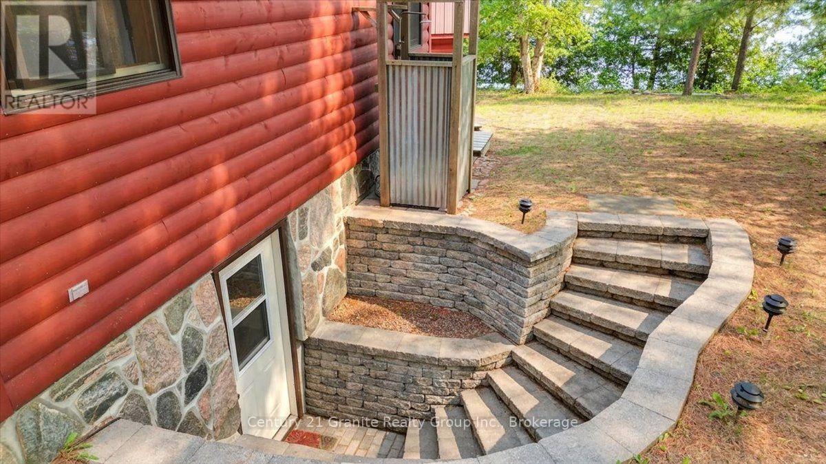 819 TAMARACK ROAD - 40