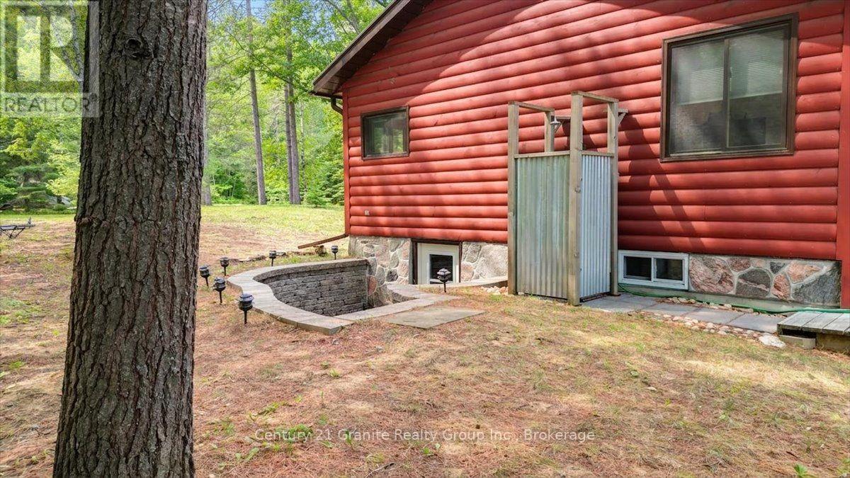 819 TAMARACK ROAD - 42