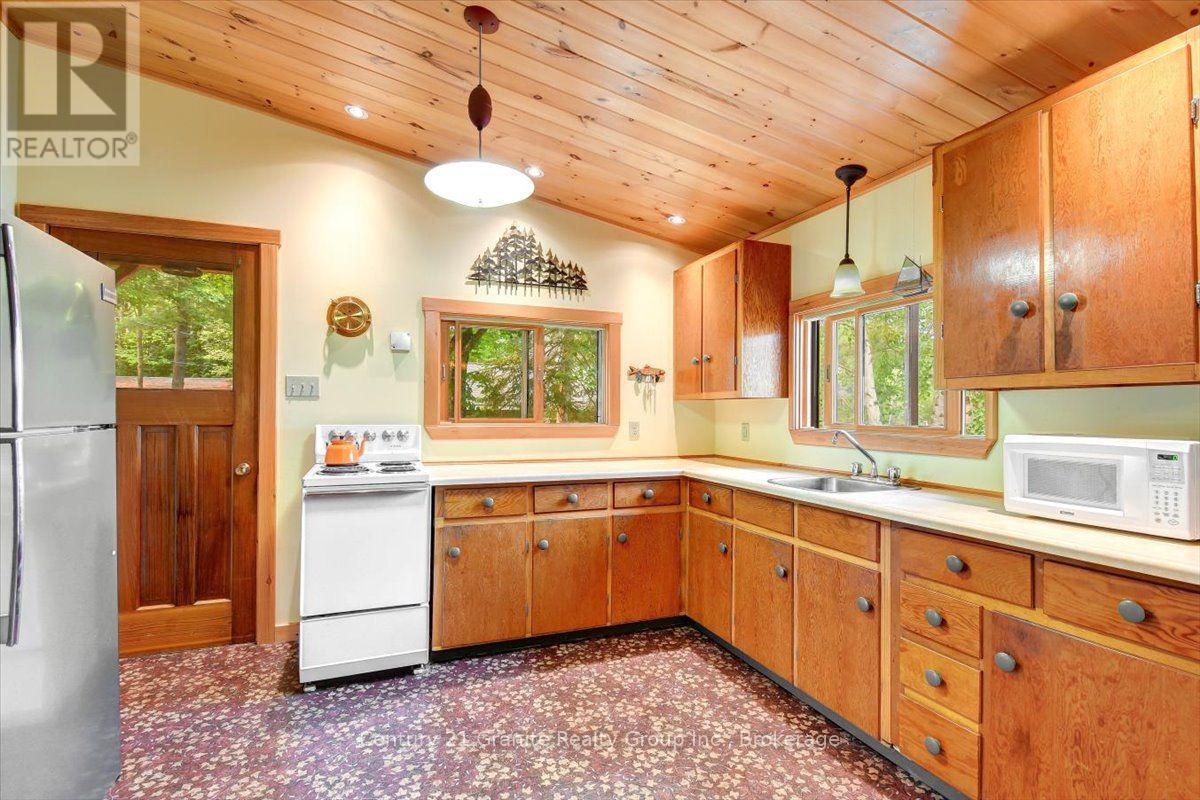 819 TAMARACK ROAD - 5