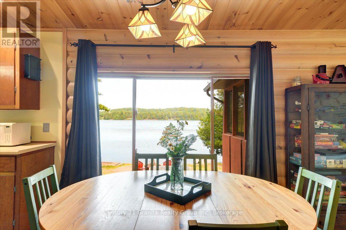 819 TAMARACK ROAD - 8