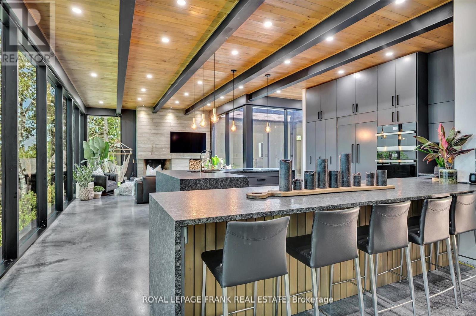 910 BIRCHVIEW ROAD - 13