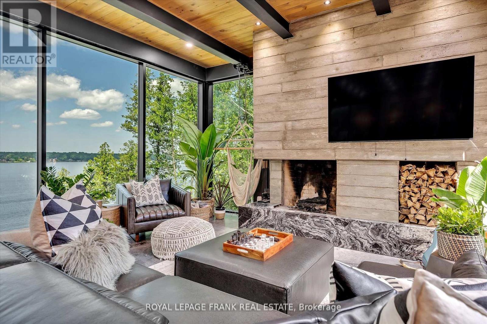 910 BIRCHVIEW ROAD - 15