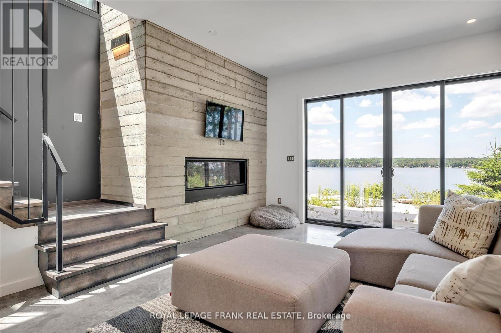 910 BIRCHVIEW ROAD - 29