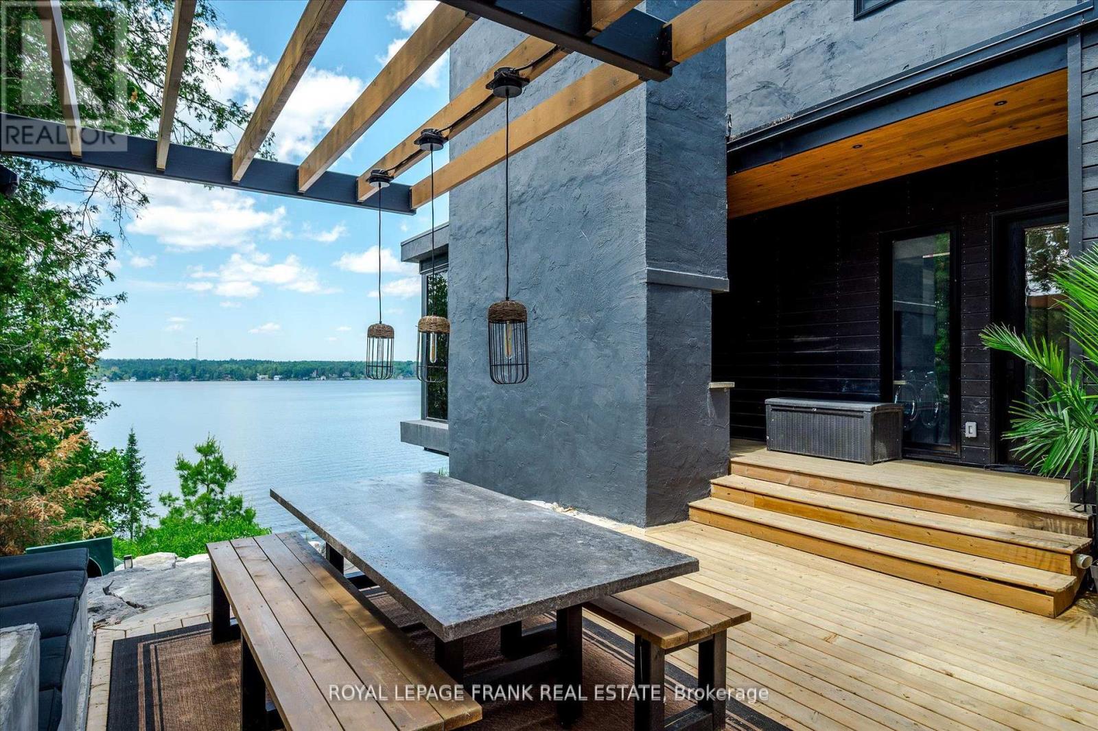 910 BIRCHVIEW ROAD - 33