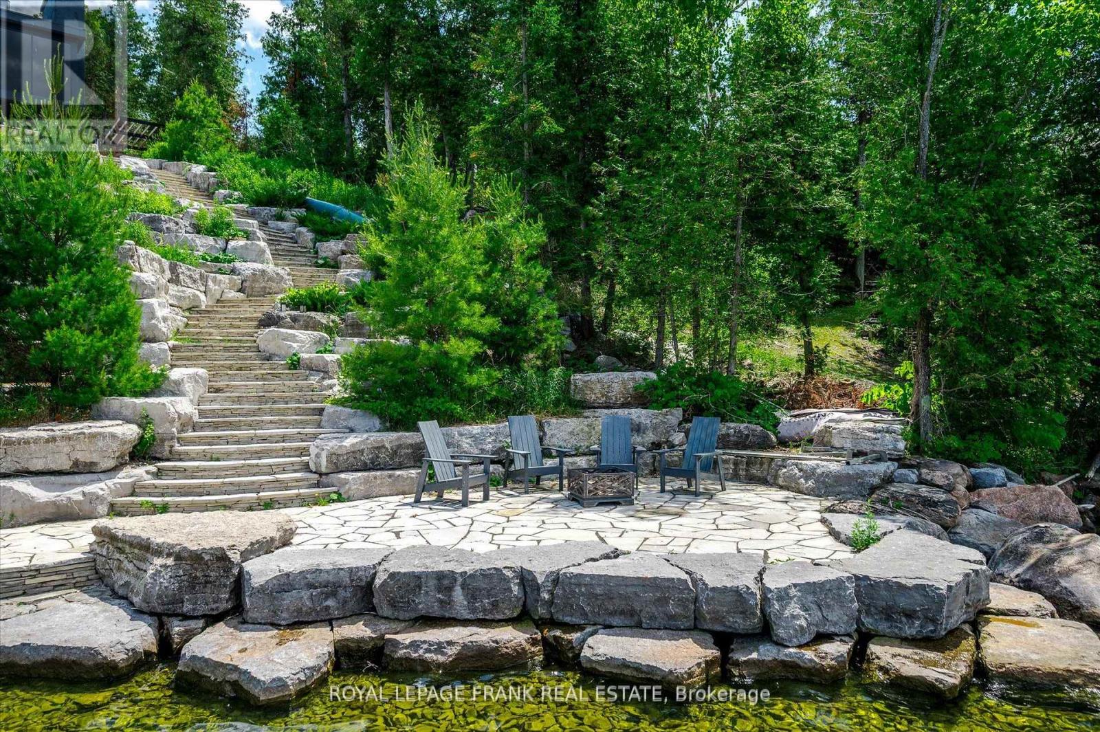 910 BIRCHVIEW ROAD - 42