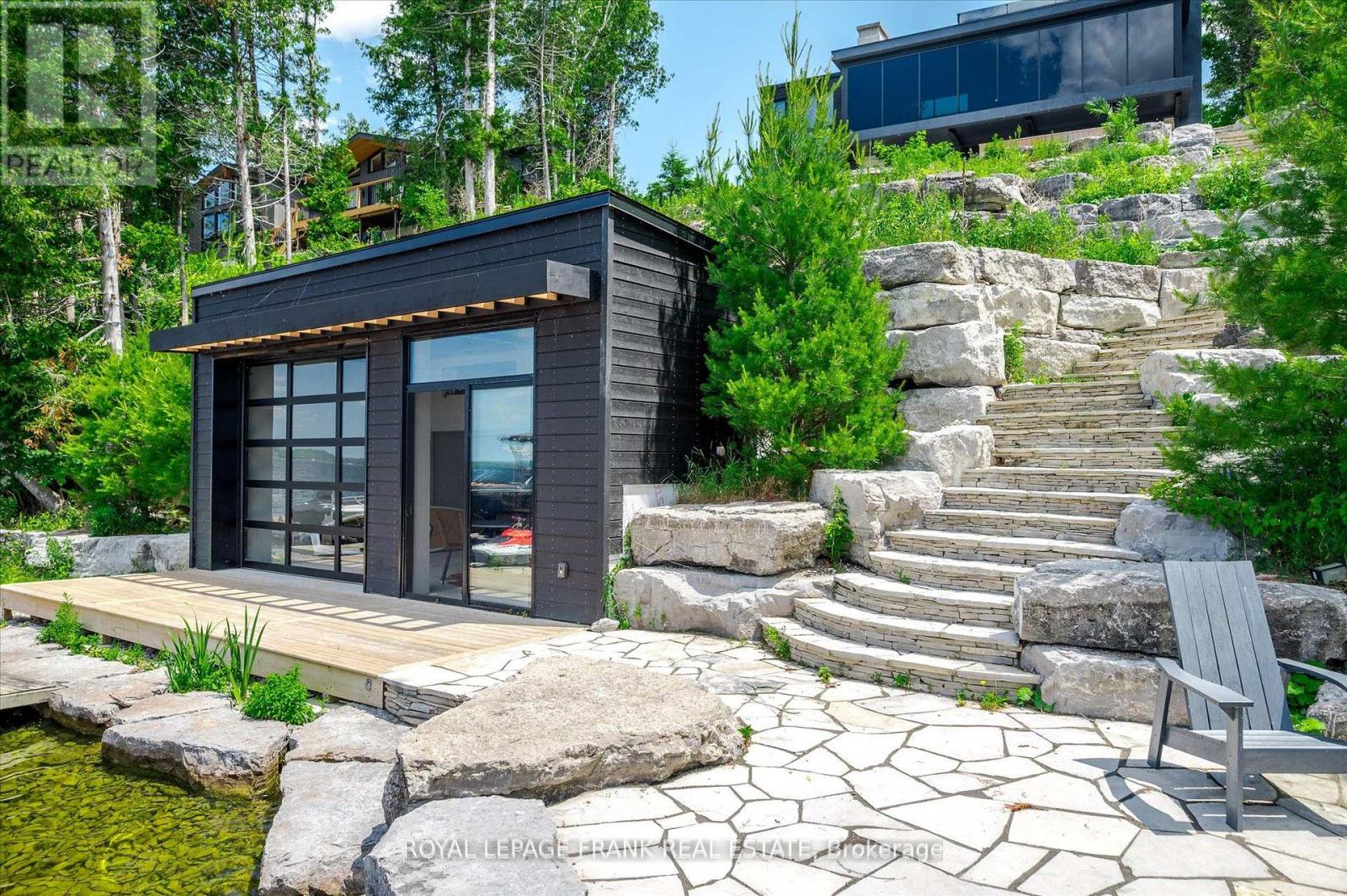 910 BIRCHVIEW ROAD - 44