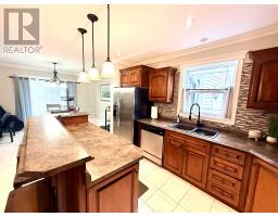 2 Matthews Place thumbnail 20