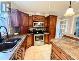 2 Matthews Place thumbnail 16