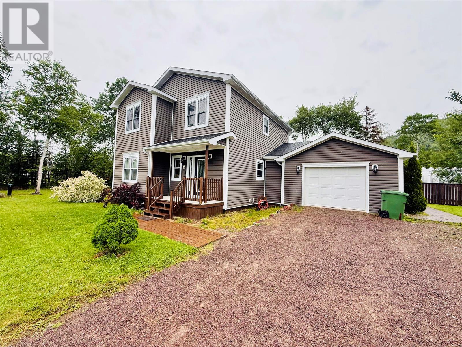 2 Matthews Place - Image 4