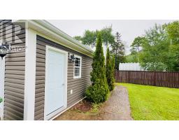 2 Matthews Place thumbnail 9