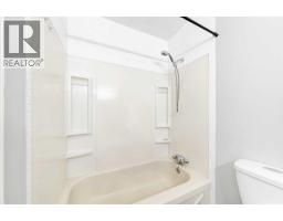 3510 57 Avenue, Lloydminster, AB T9V1S7 Photo 16
