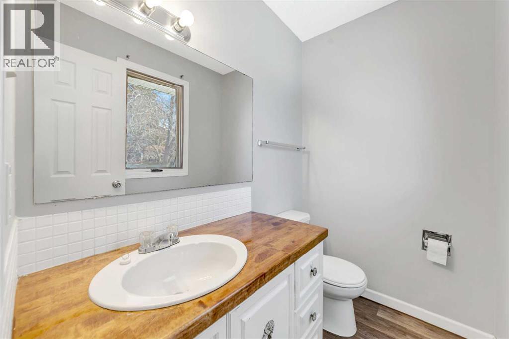 3510 57 Avenue - 14