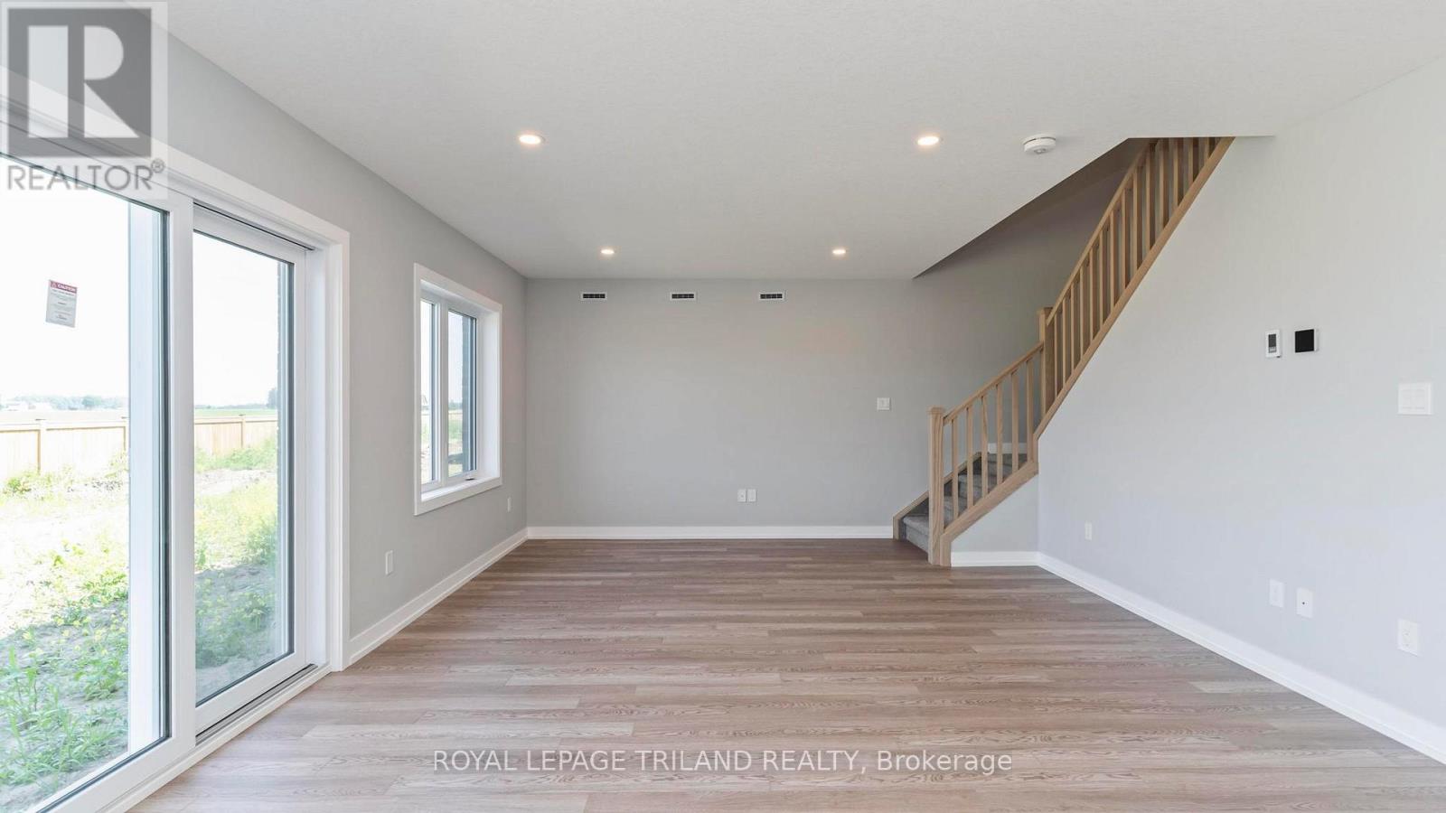 45 HARROW LANE - 6