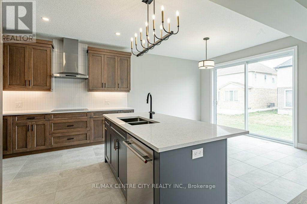 1761 FINLEY CRESCENT - 13