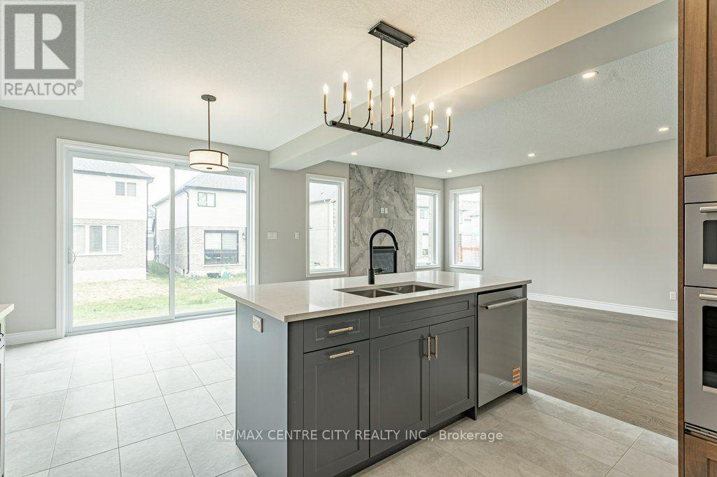 1761 FINLEY CRESCENT - 14