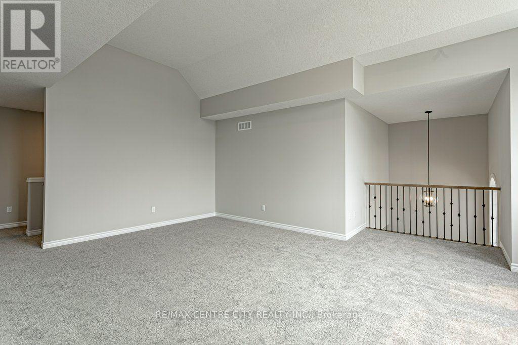 1761 FINLEY CRESCENT - 19