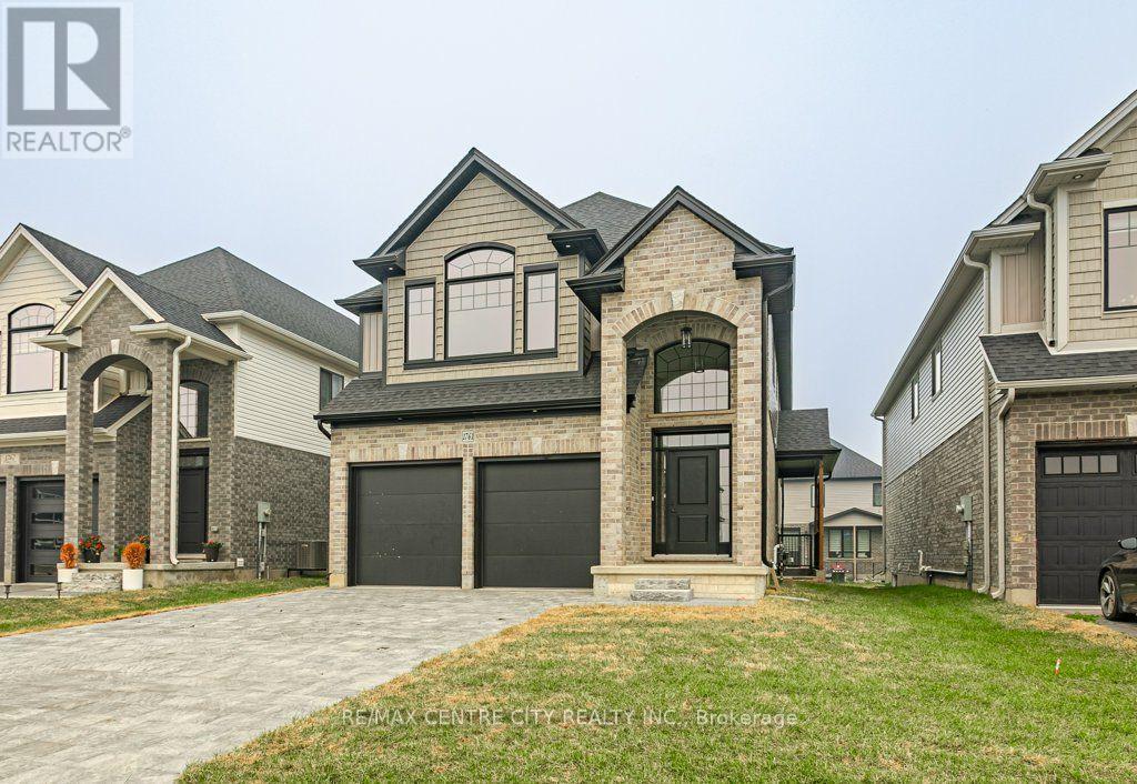 1761 FINLEY CRESCENT - 2