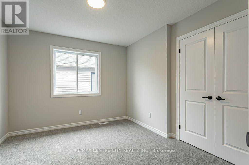 1761 FINLEY CRESCENT - 24