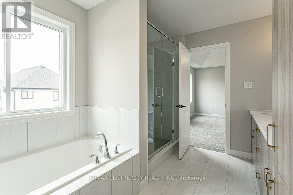 1761 FINLEY CRESCENT - 29
