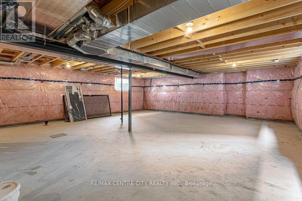 1761 FINLEY CRESCENT - 30