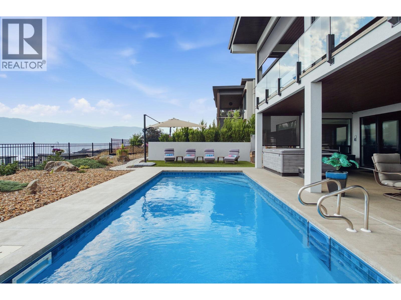 9882 Beacon Hill Drive - 64