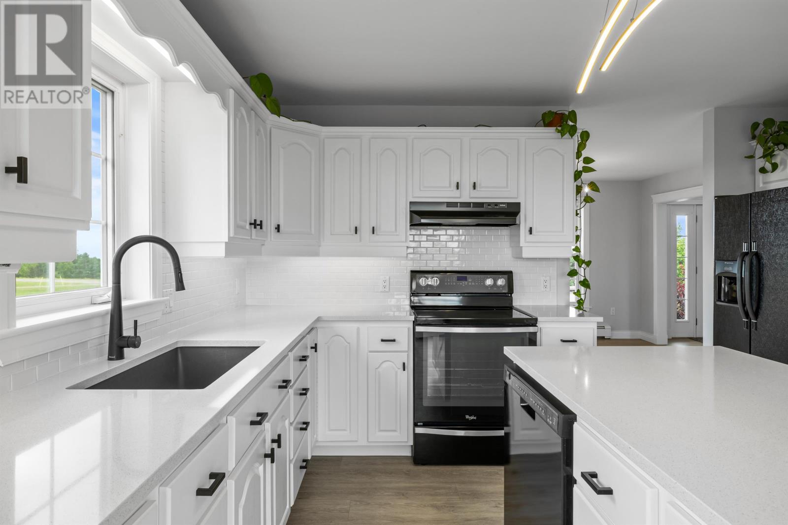 938 Appin Road - Image 18