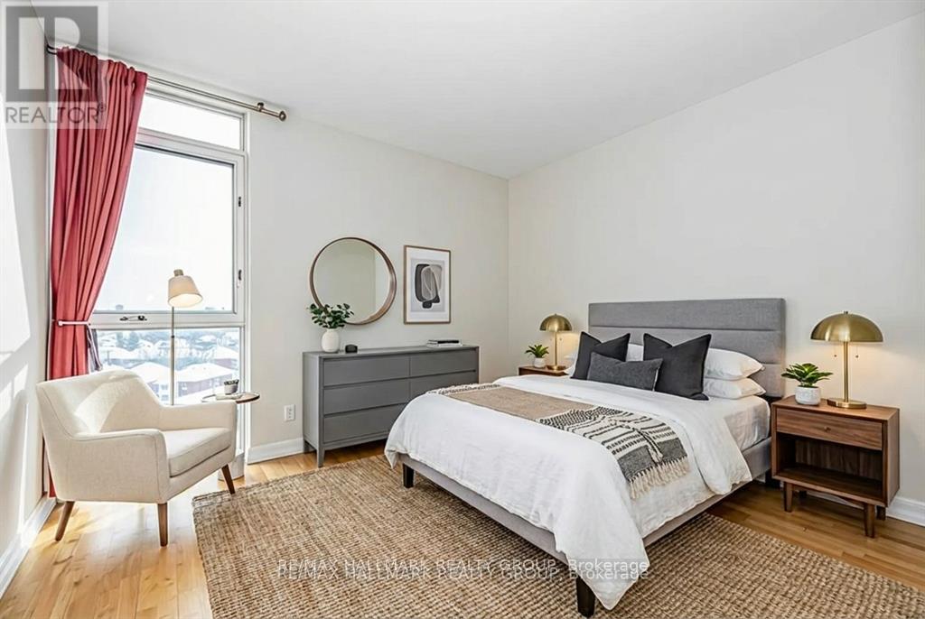 #702 1227 WELLINGTON STREET W - 23