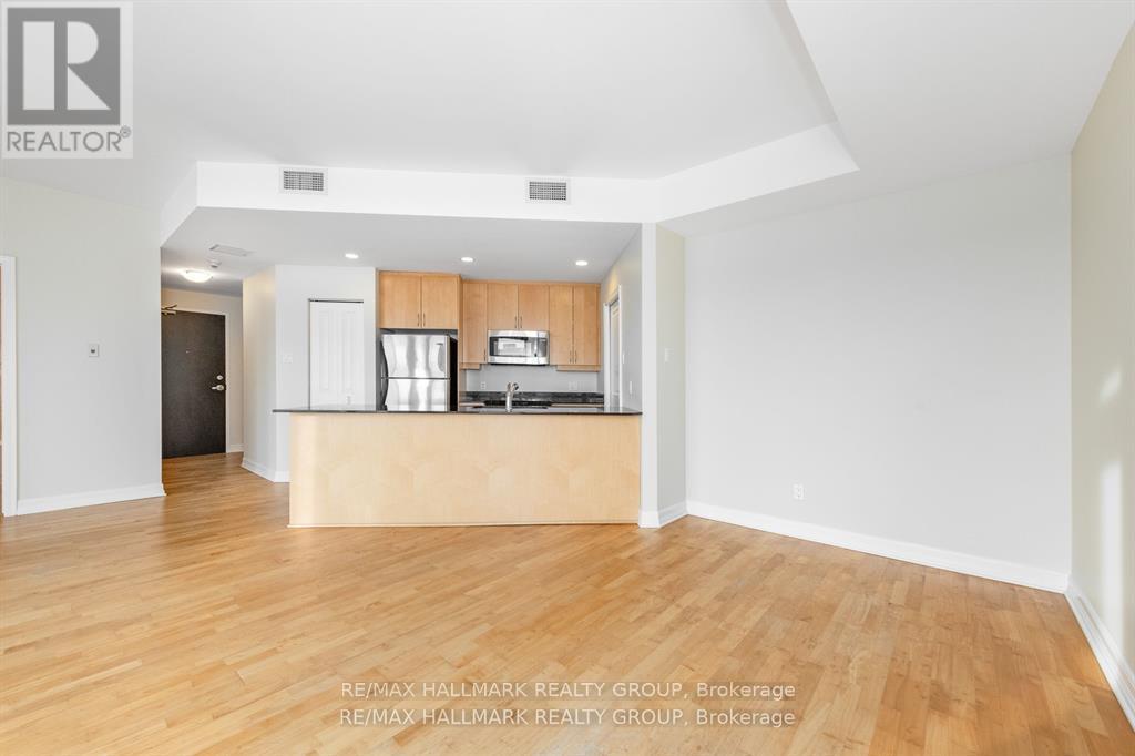 #702 1227 WELLINGTON STREET W - 8