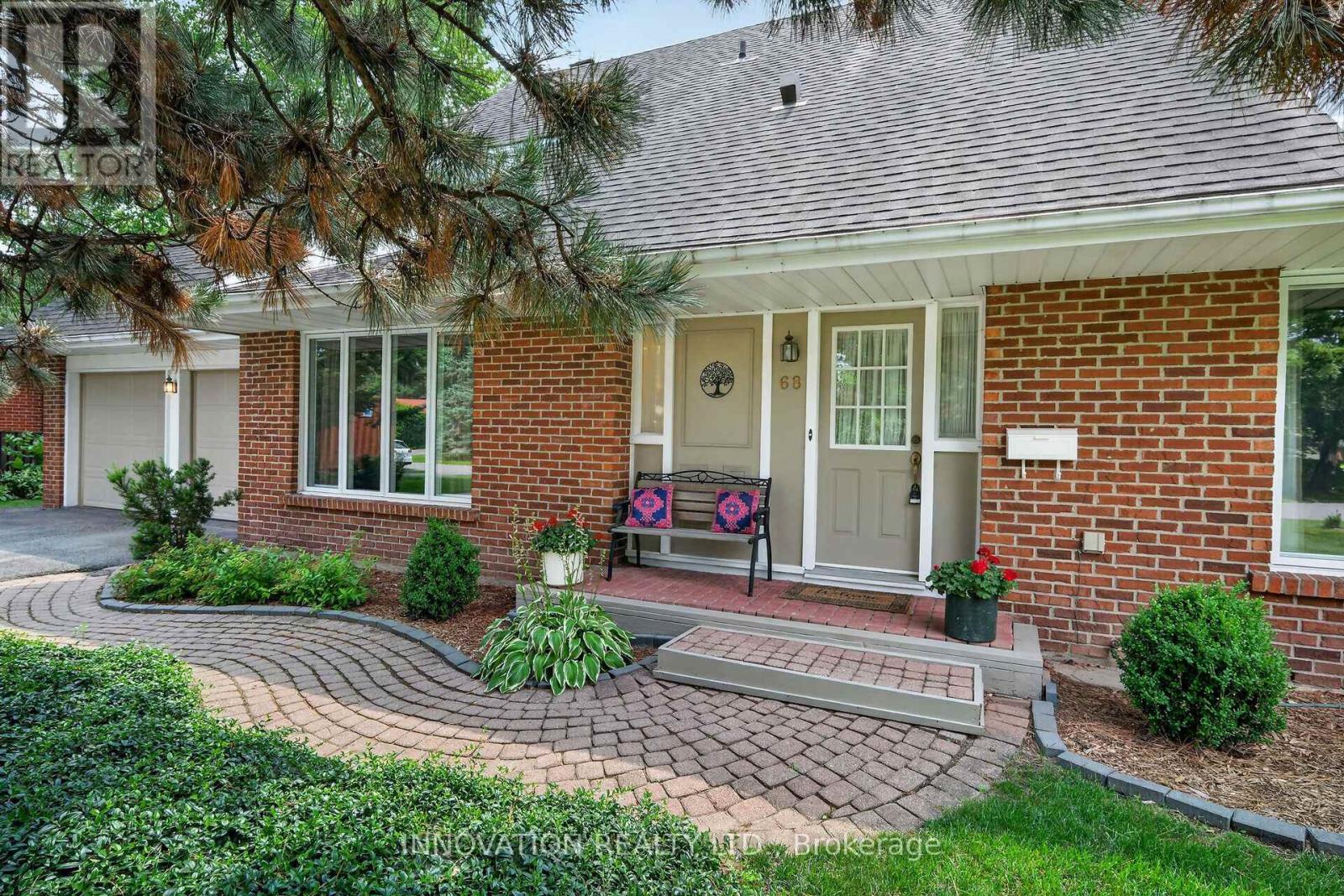 68 KINGSFORD COURT - 2