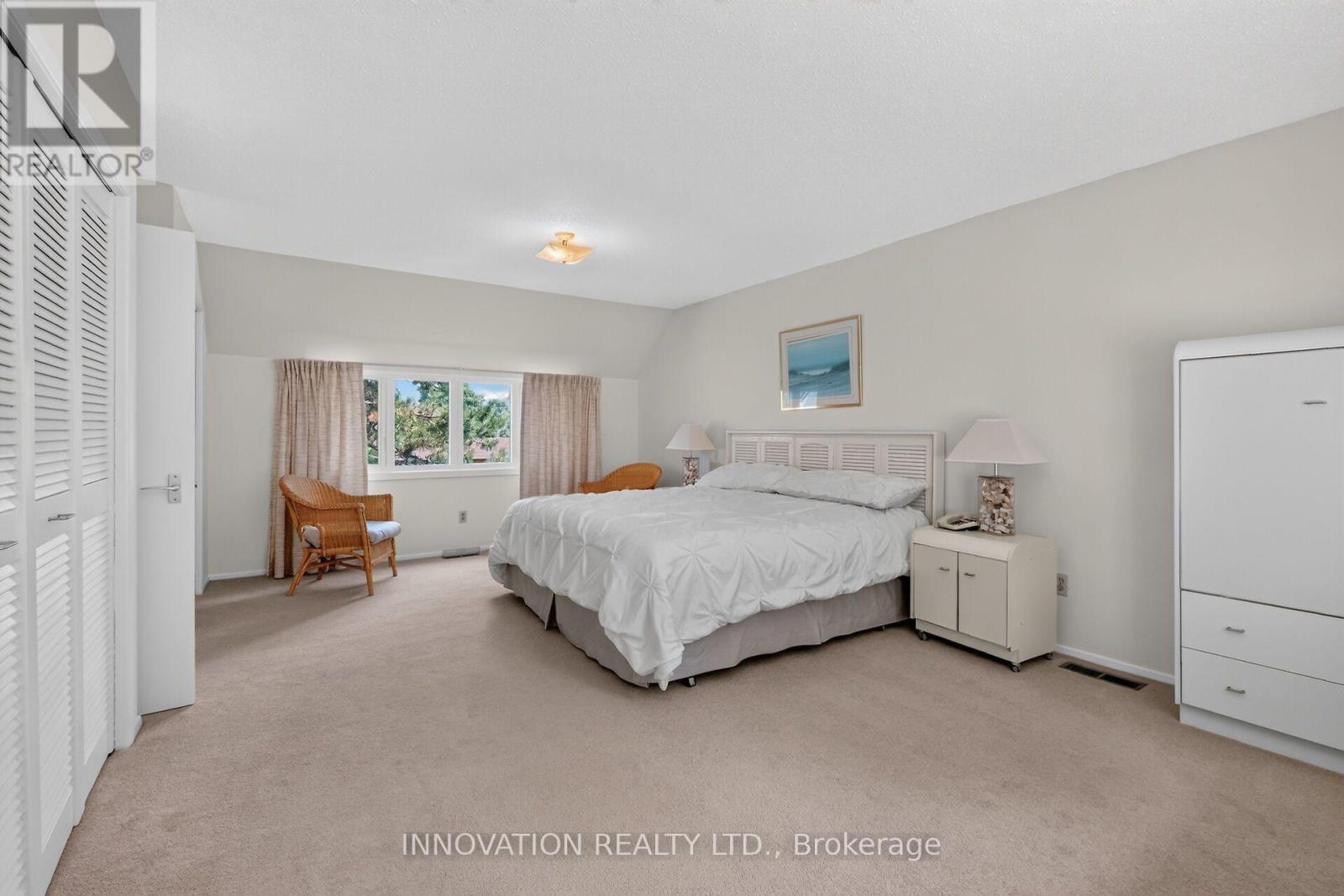 68 KINGSFORD COURT - 22