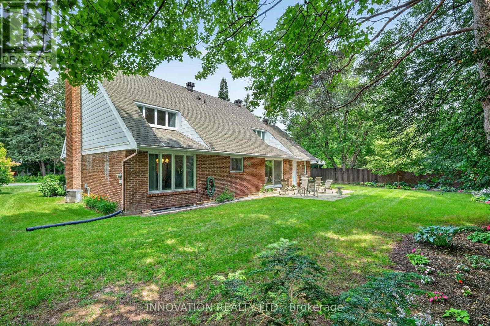 68 KINGSFORD COURT - 29