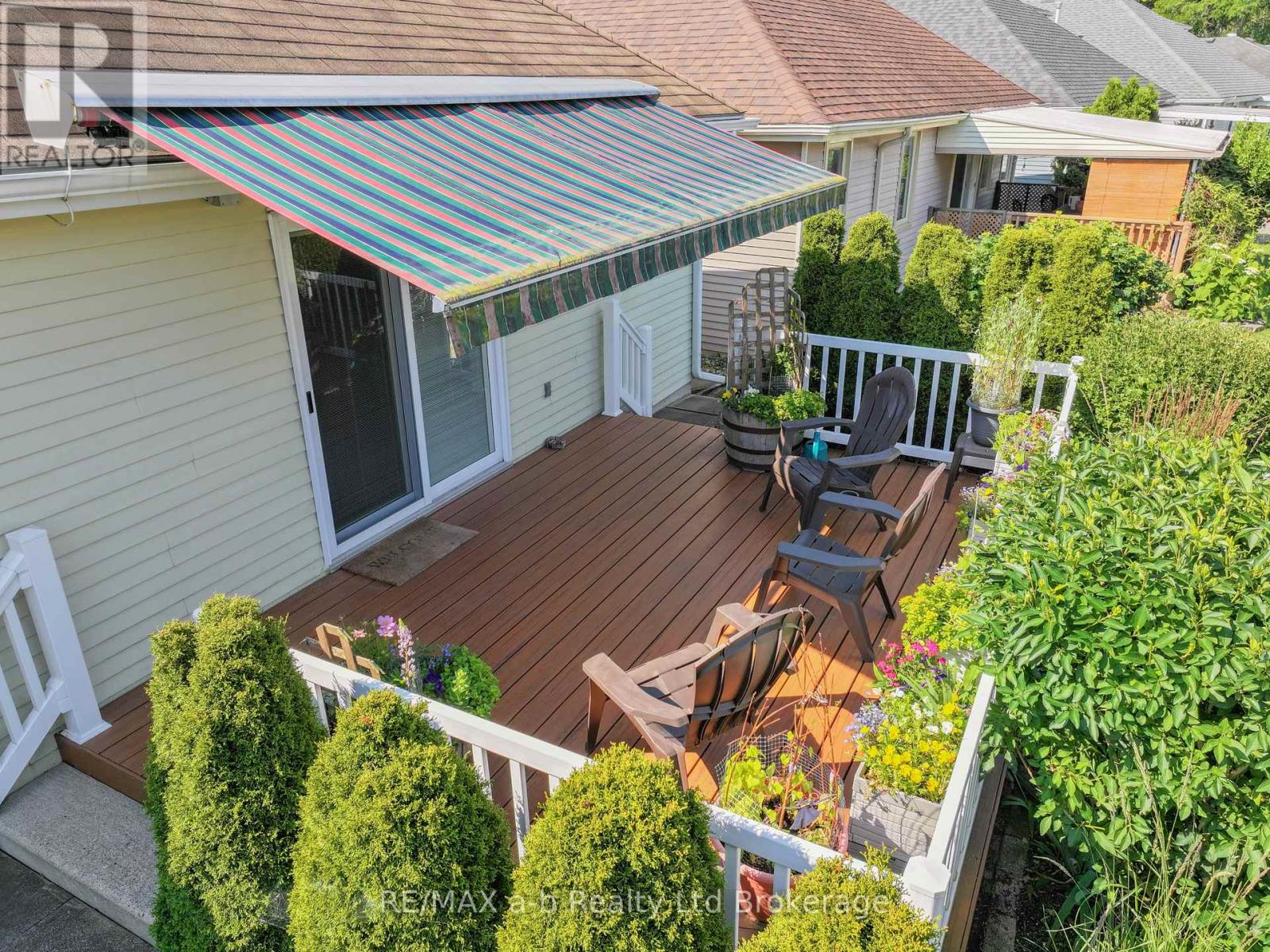 57 EDWIN CRESCENT - 28