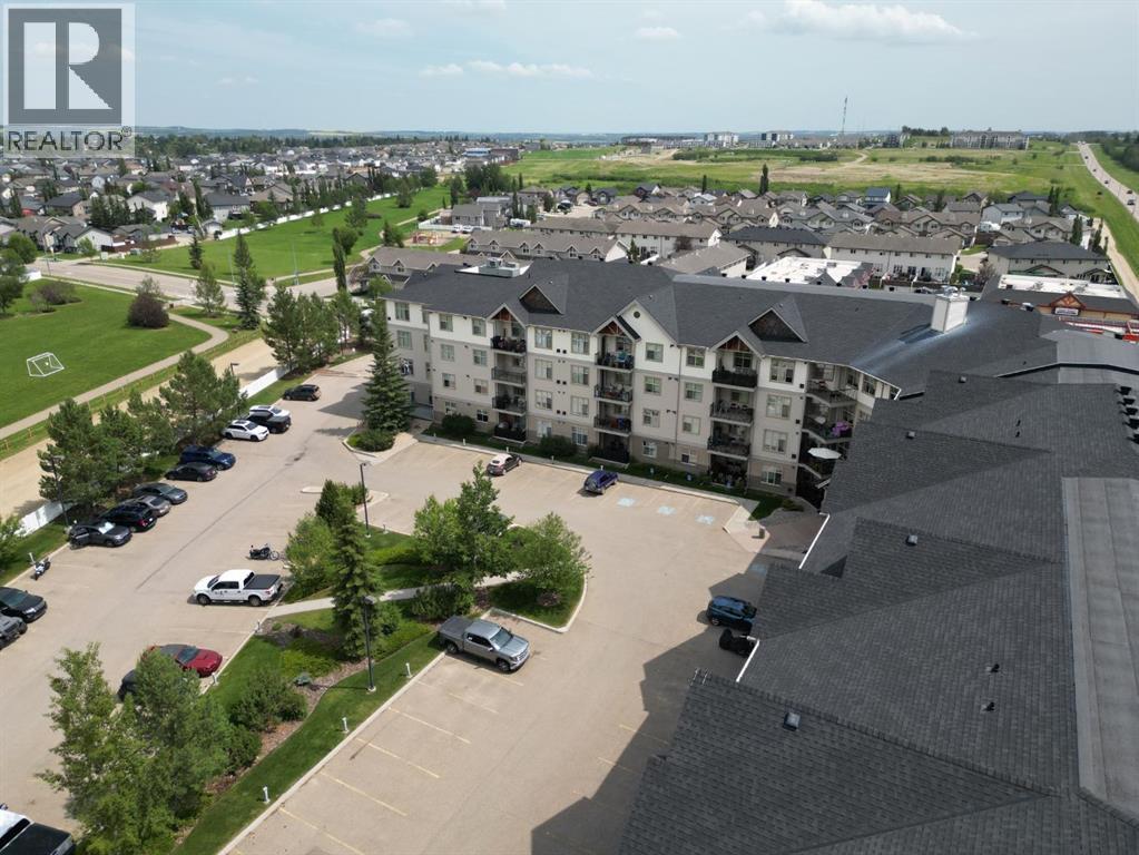 #324 100 Lakeway Boulevard - 35