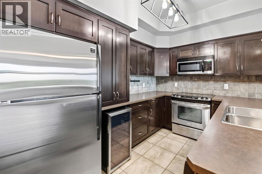 #324 100 Lakeway Boulevard - 7