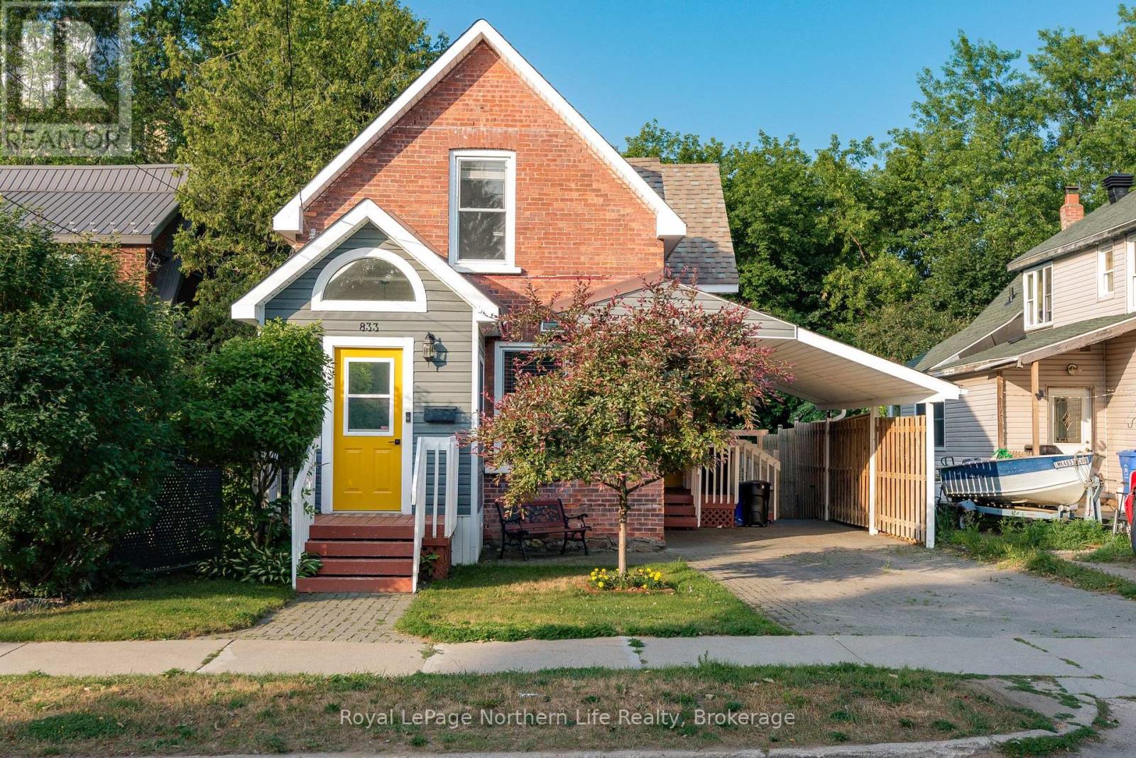 833 MCINTYRE STREET W - 1