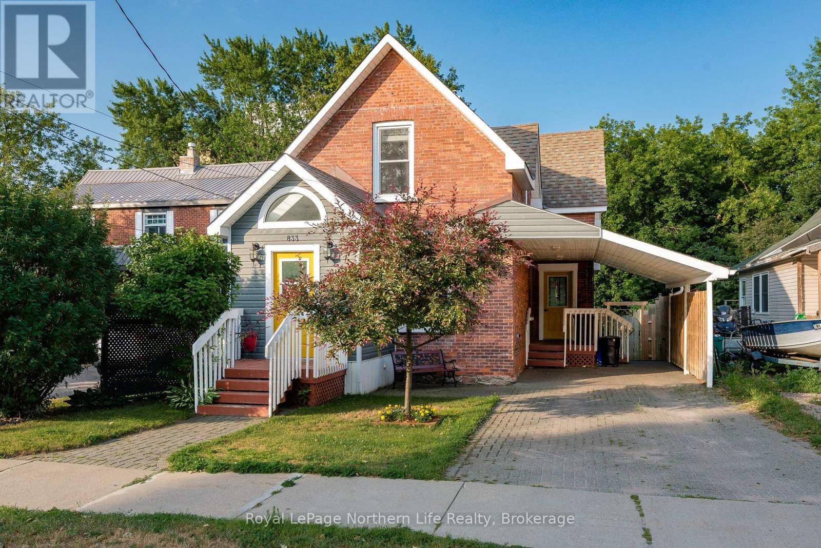 833 MCINTYRE STREET W - 2
