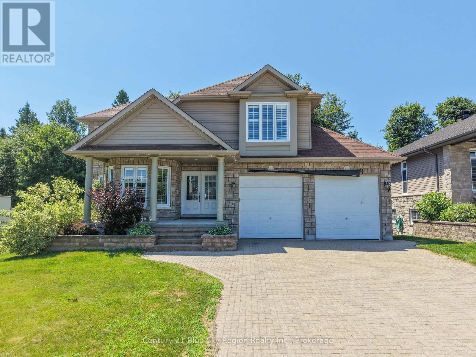 21 STONE MANOR DRIVE - 1
