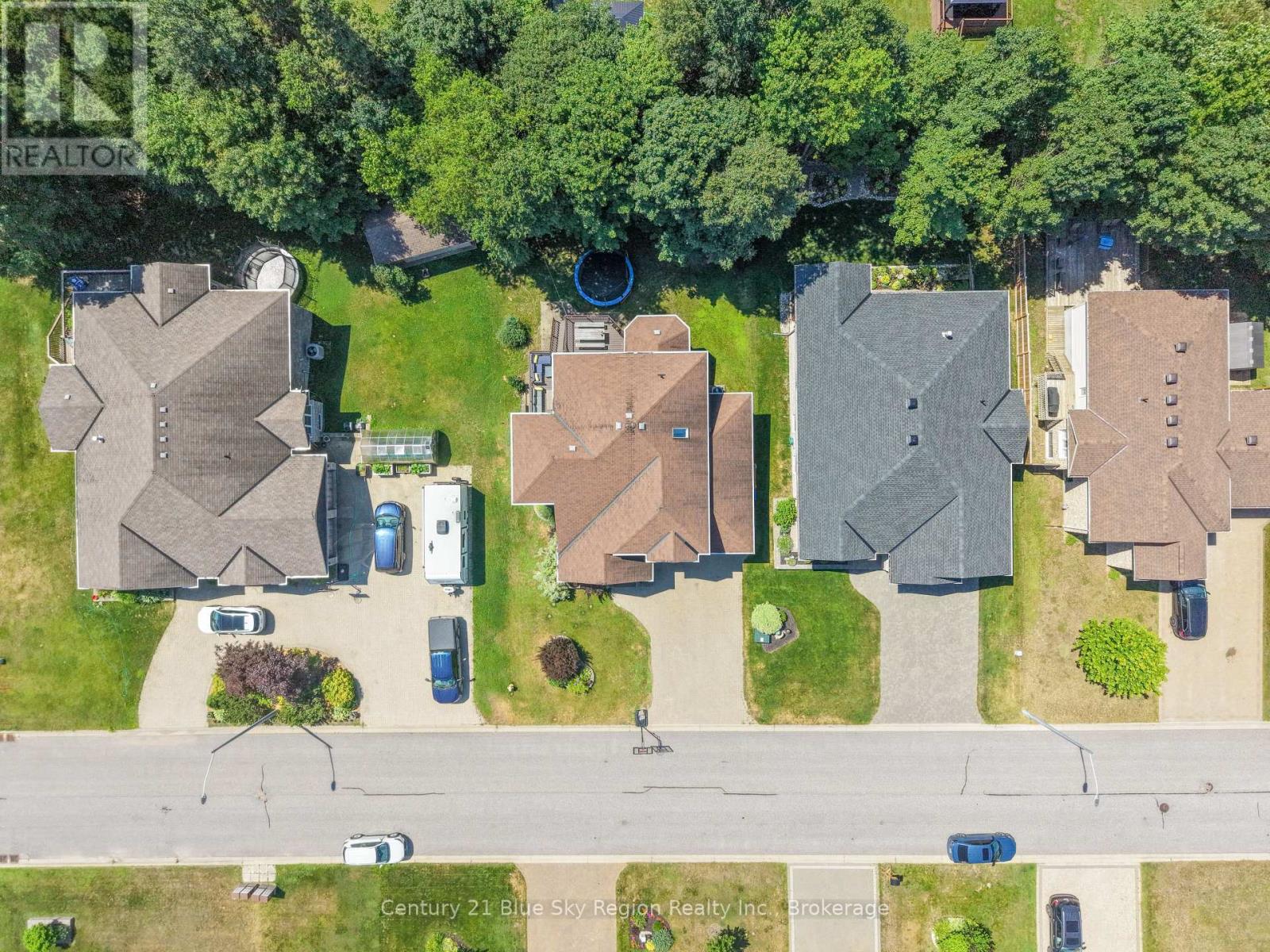 21 STONE MANOR DRIVE - Image 3
