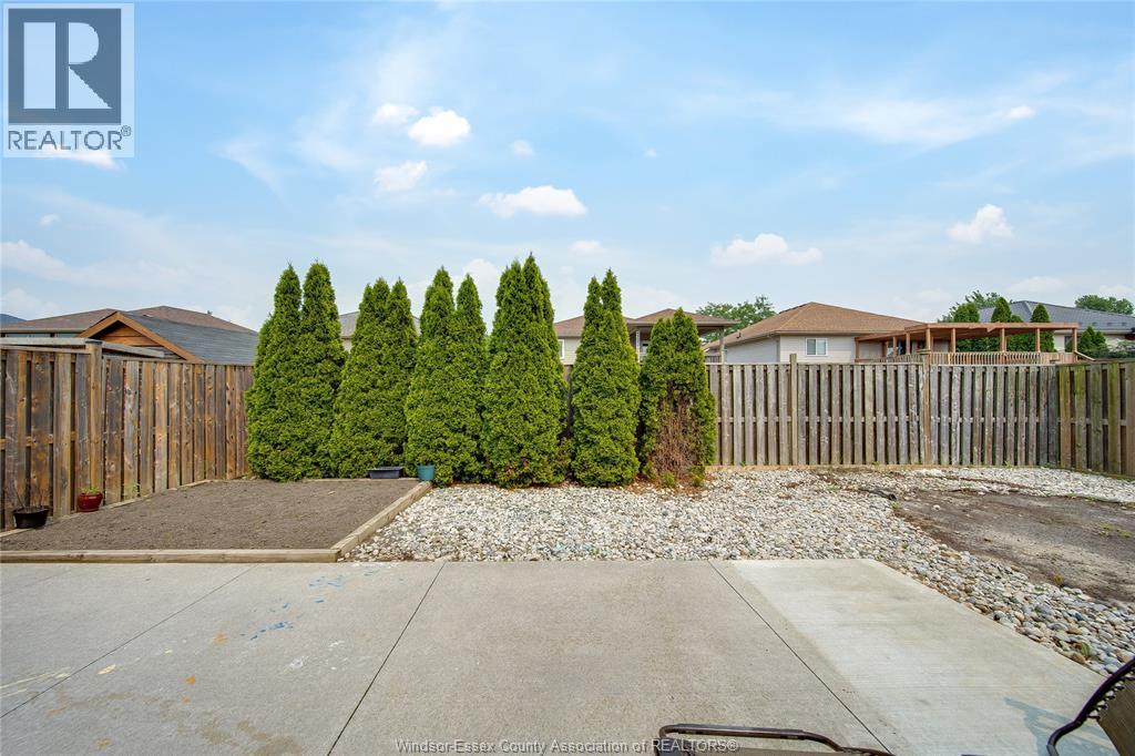1168 IVANHILL AVENUE - 33