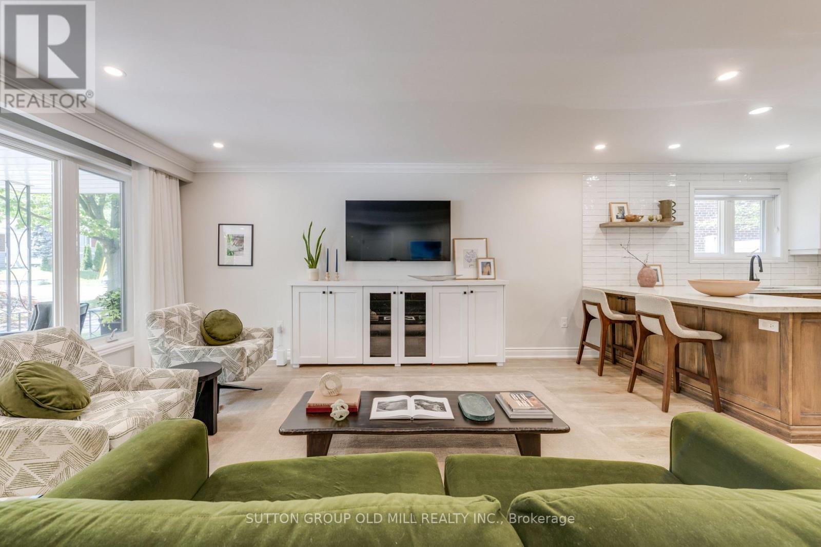 85 BONNYVIEW DRIVE - 2