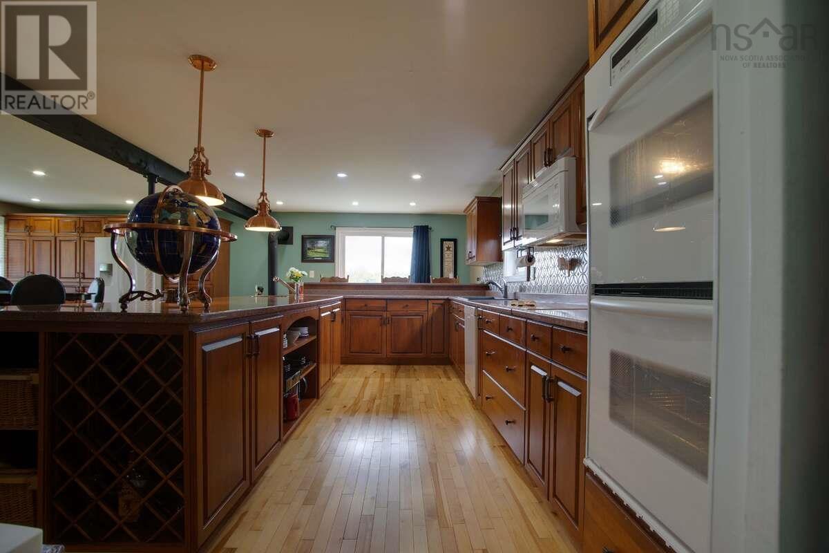 4320 Granville Road - 12