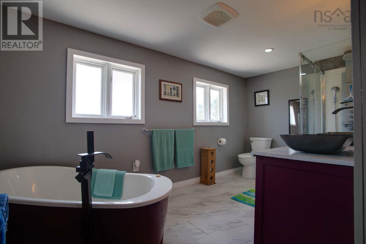 4320 Granville Road - 35