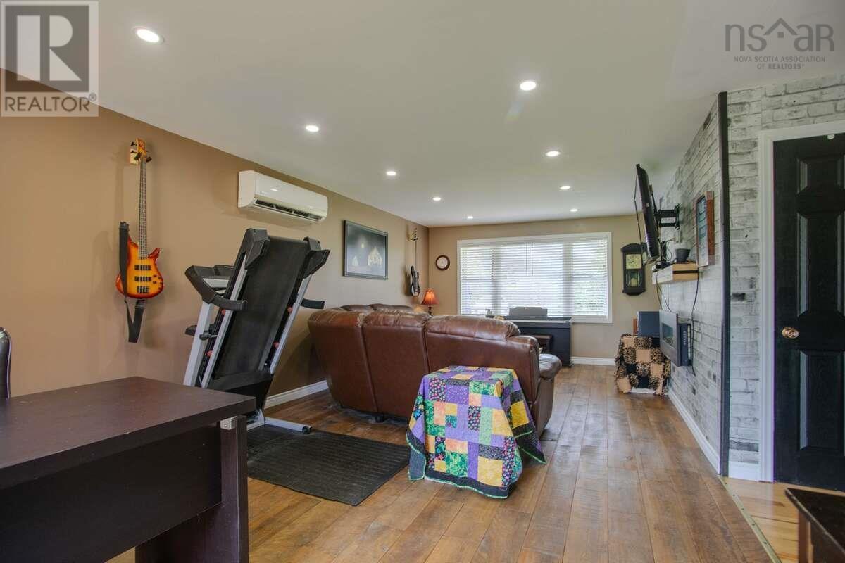 4320 Granville Road - 7