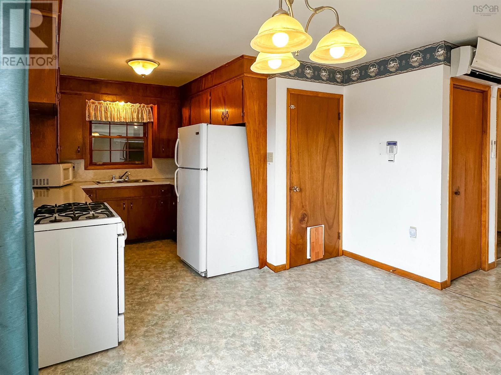 1317 Gospel Road - 9