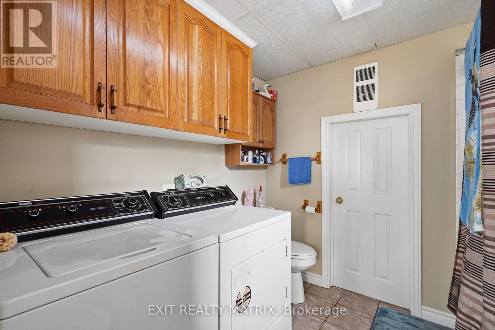 563 LAJEUNESSE ROAD - 27