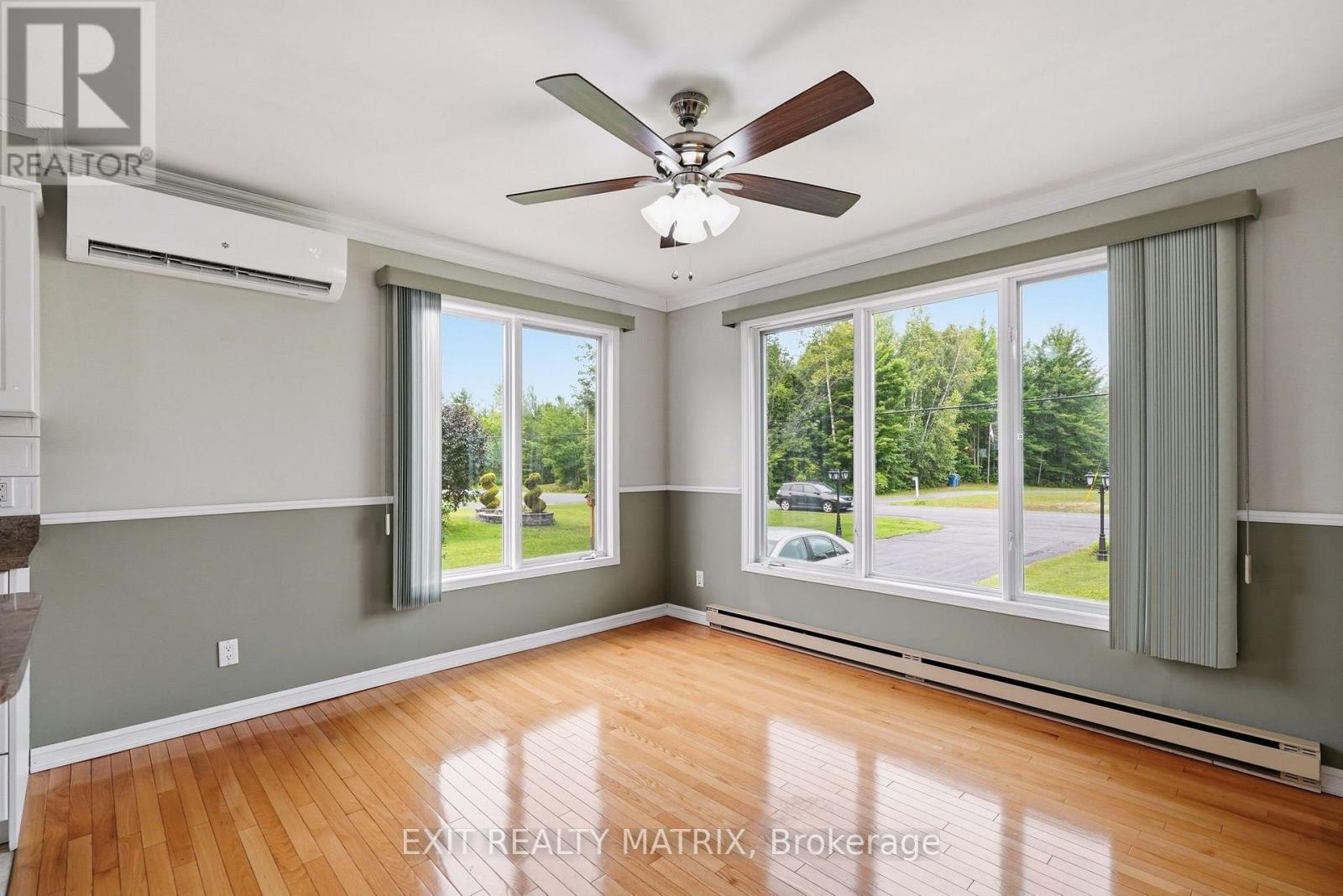 563 LAJEUNESSE ROAD - 7
