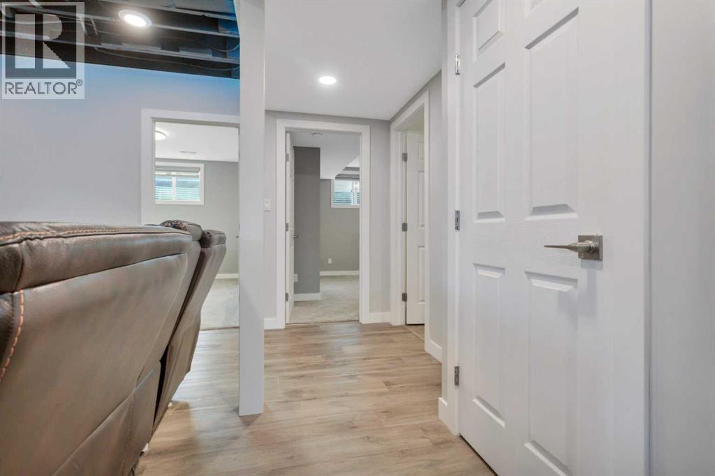 5012 62 Avenue - 27