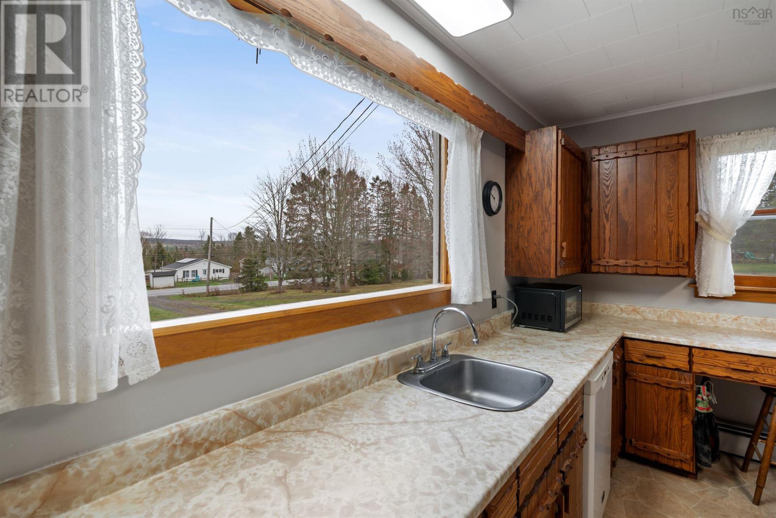 945 Pictou Road - 23