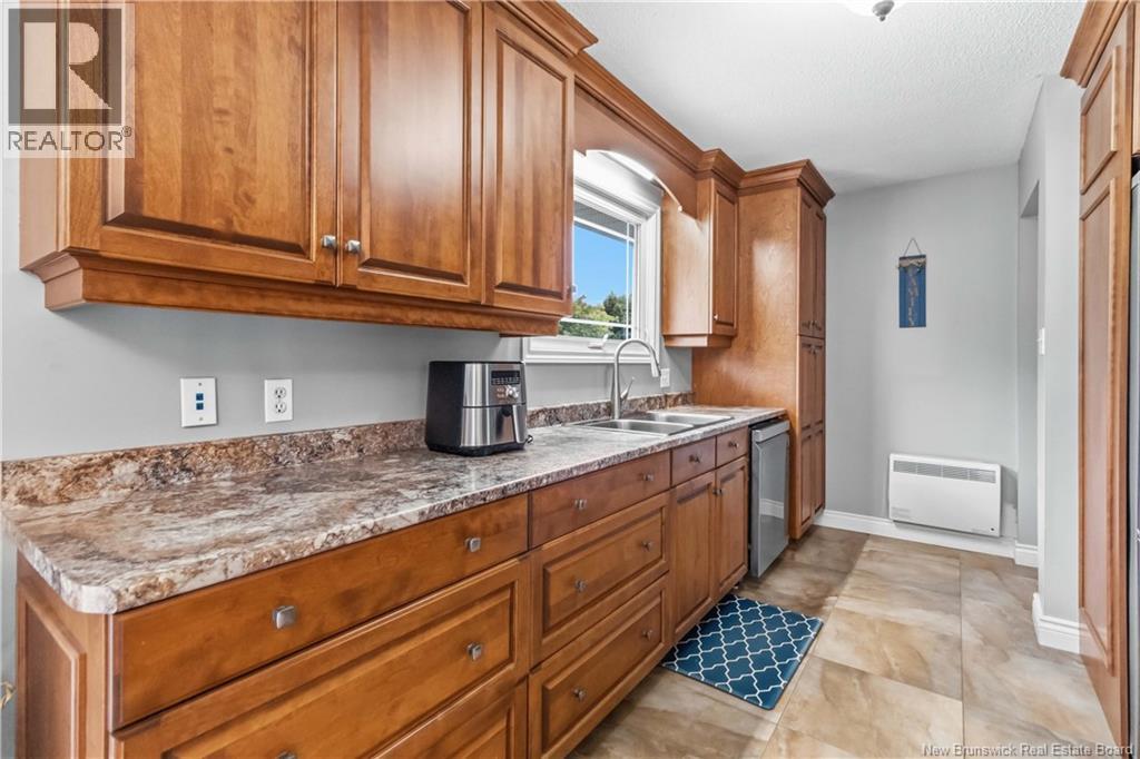 236 Chapelle Street - 8